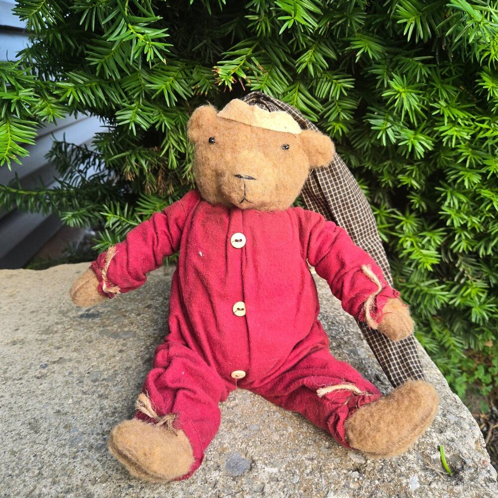 Arnetts Country Store bear sitting with pajamas
